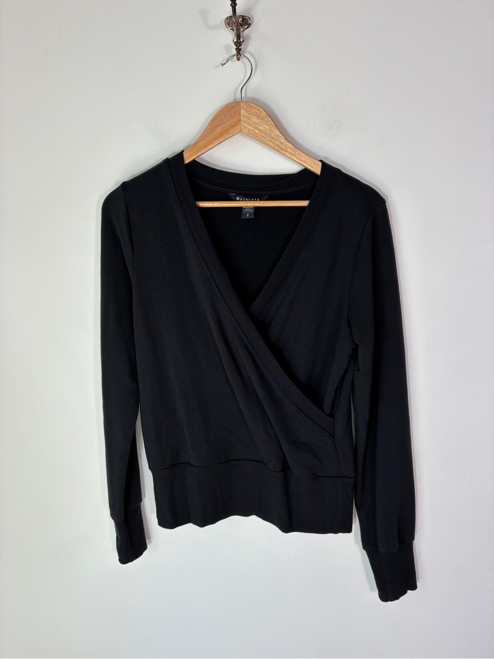 Athleta Black Recharge Sweatshirt Size S